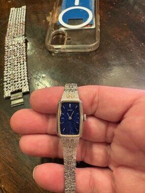 Seiko vintage wind up watch